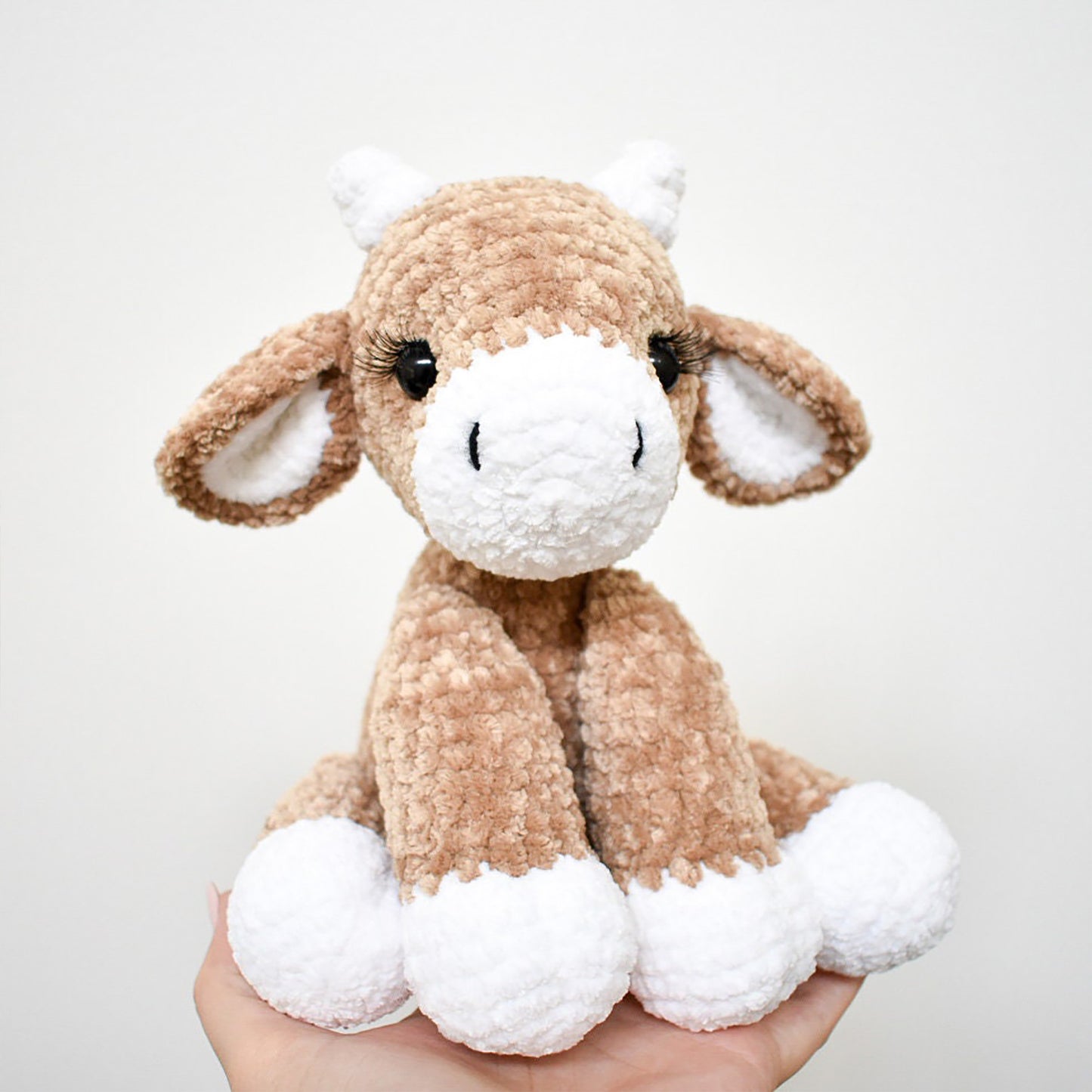 CROCHET PATTERN - Colbie The Cow