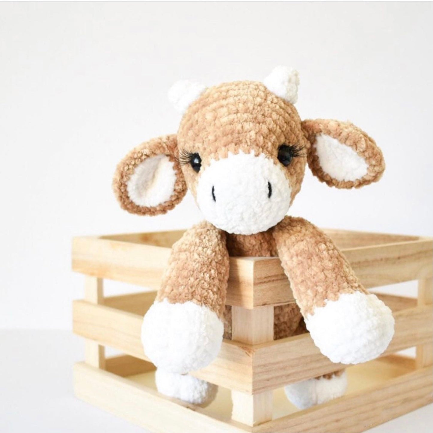 CROCHET PATTERN - Colbie The Cow